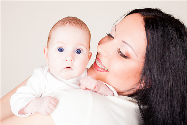 大龄女性做试管婴儿如何评估卵巢功能